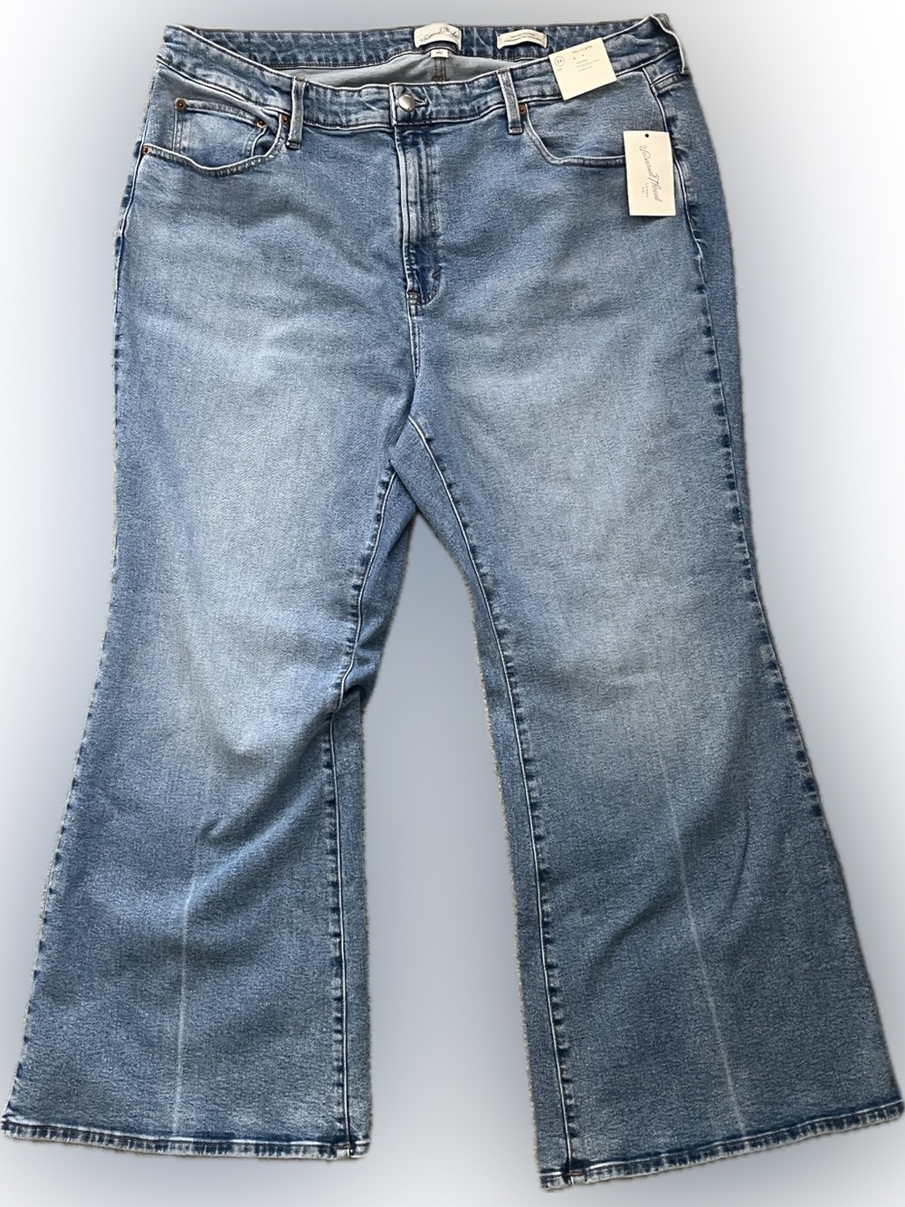 [NWT]  Universal Thread Goods Co.  Woman High Rise Size 24 Jean
